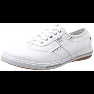 Less Craze T-toe Leather